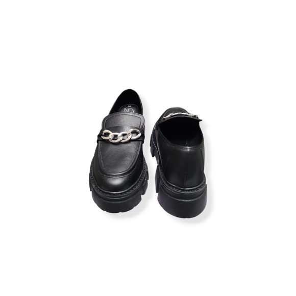 Women's Black Lug Loafers from No Boundaries - Picture 5 of 8